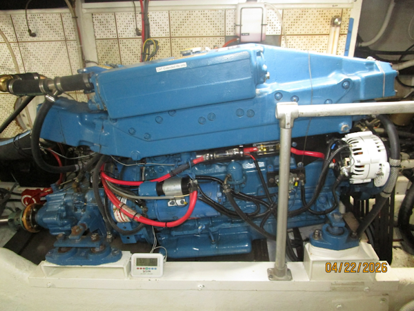 DeFever-Raised Pilothouse 1984-Traveller Anacortes-Washington-United States-49 DeFever port main engine-6062121