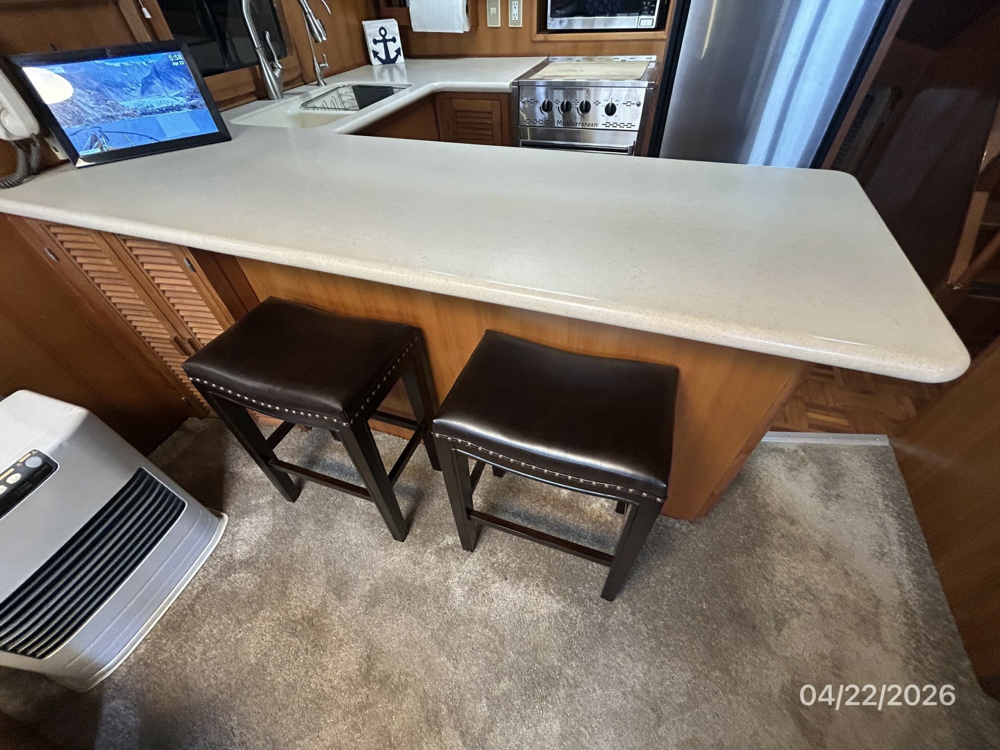 DeFever-Raised Pilothouse 1984-Traveller Anacortes-Washington-United States-49 DeFever salon port forward countertop-6062140 | Thumbnail