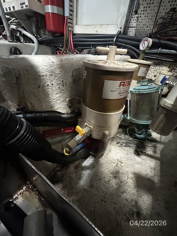 DeFever-Raised Pilothouse 1984-Traveller Anacortes-Washington-United States-49 DeFever starboard Racor fuel filter-6062149