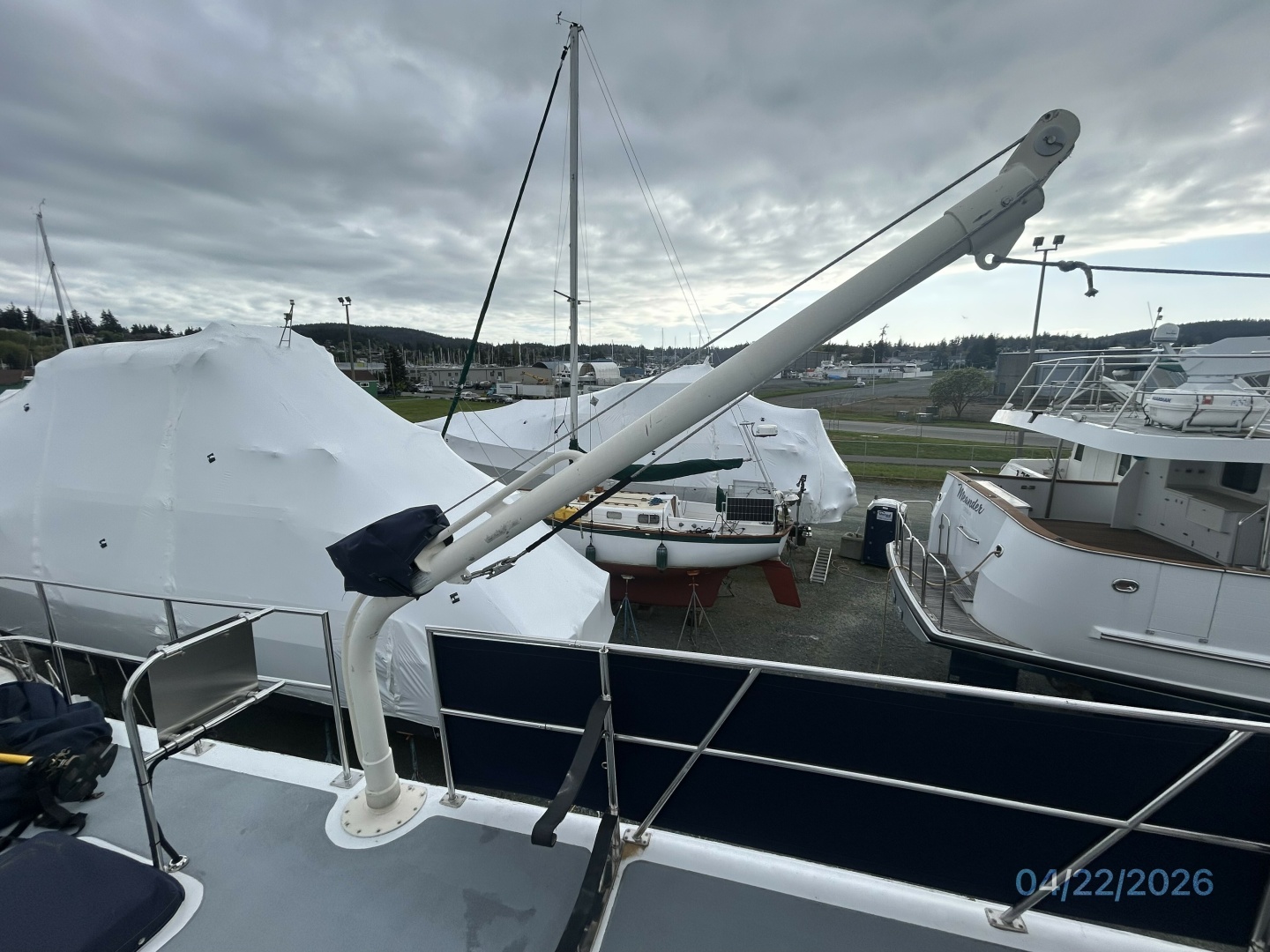 DeFever-Raised Pilothouse 1984-Traveller Anacortes-Washington-United States-49 DeFever port davit-6062117 | Thumbnail