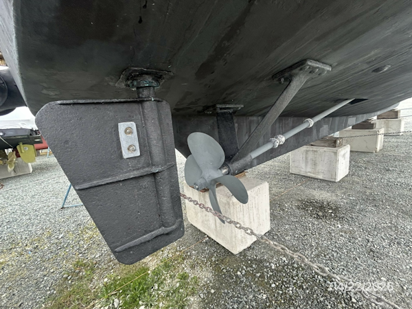 DeFever-Raised Pilothouse 1984-Traveller Anacortes-Washington-United States-49 DeFever starboard running gear2-6062151