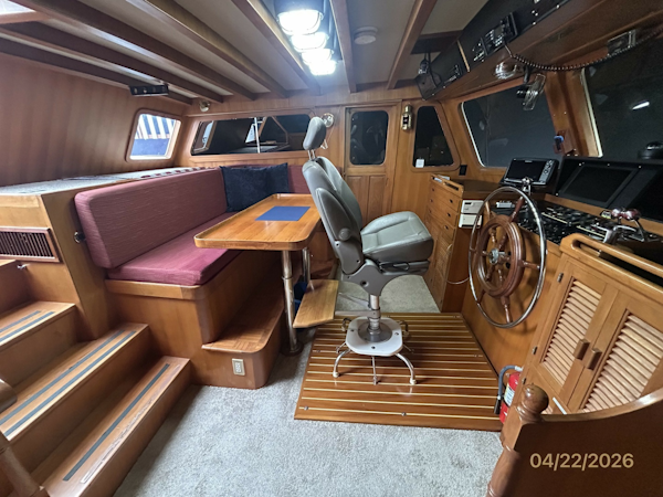 DeFever-Raised Pilothouse 1984-Traveller Anacortes-Washington-United States-49 DeFever pilothouse port-6062112