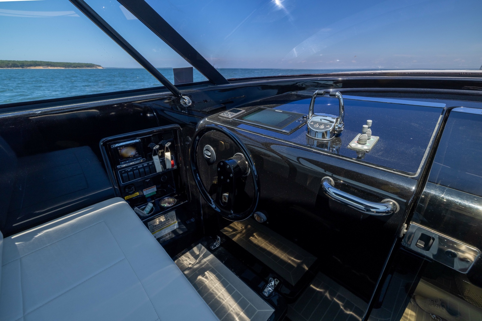 VanDutch-VanDutch 40 2016-SPECTRE East Hampton-New York-United States-6181520 | Thumbnail