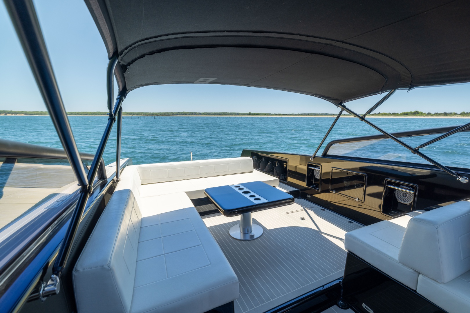 VanDutch-VanDutch 40 2016-SPECTRE East Hampton-New York-United States-6181509 | Thumbnail