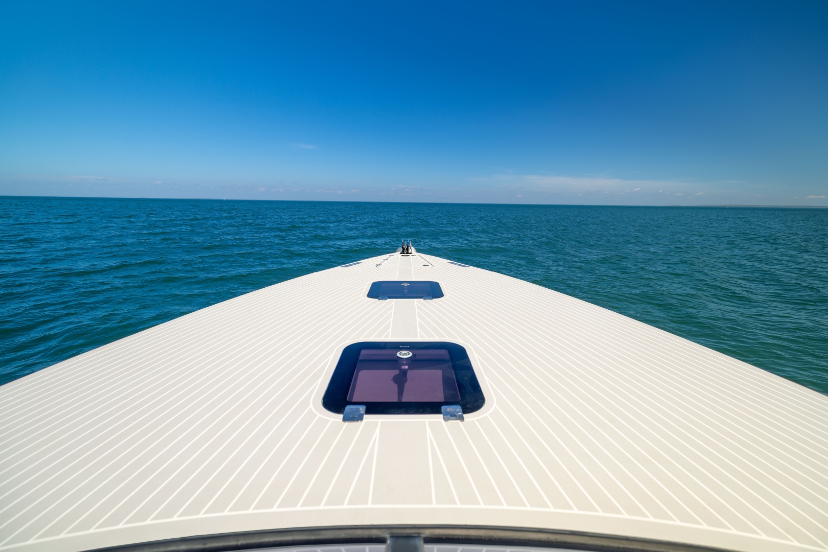 VanDutch-VanDutch 40 2016-SPECTRE East Hampton-New York-United States-6181525 | Thumbnail