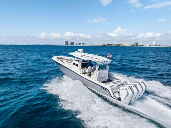 Invincible-43 Open Fishernam 2024-LOONEY TUNE Fort Lauderdale-Florida-United States-6062186