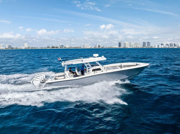 Invincible-43 Open Fishernam 2024-LOONEY TUNE Fort Lauderdale-Florida-United States-6062183