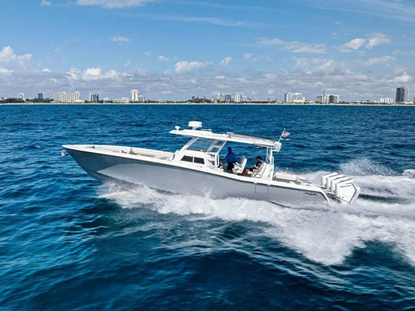Invincible-43 Open Fishernam 2024-LOONEY TUNE Fort Lauderdale-Florida-United States-6062189