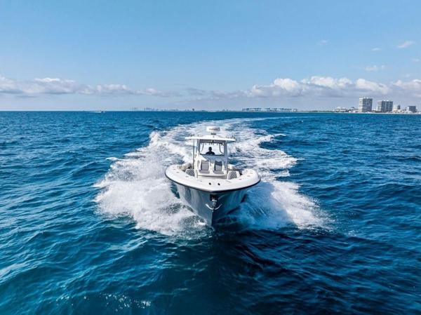 Invincible-43 Open Fishernam 2024-LOONEY TUNE Fort Lauderdale-Florida-United States-6062180