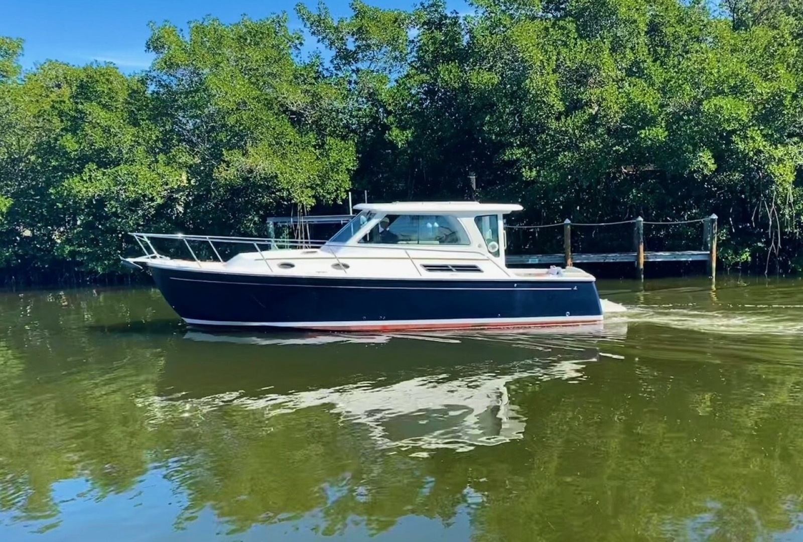 Back Cove-33 2008 -Marathon-Florida-United States-6062608 | Thumbnail