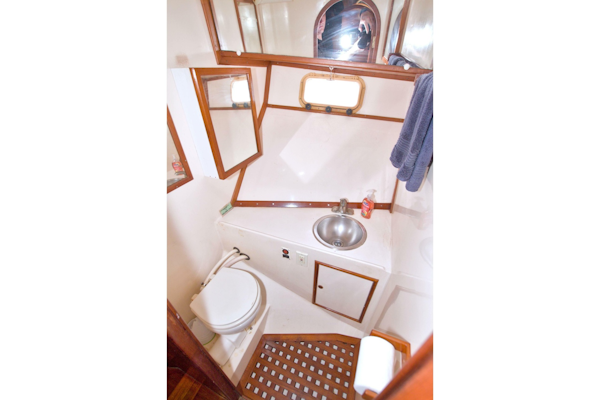 Present Yachts-42 Sundeck 1984-Consaltant North Fort Myers-Florida-United States-6256755
