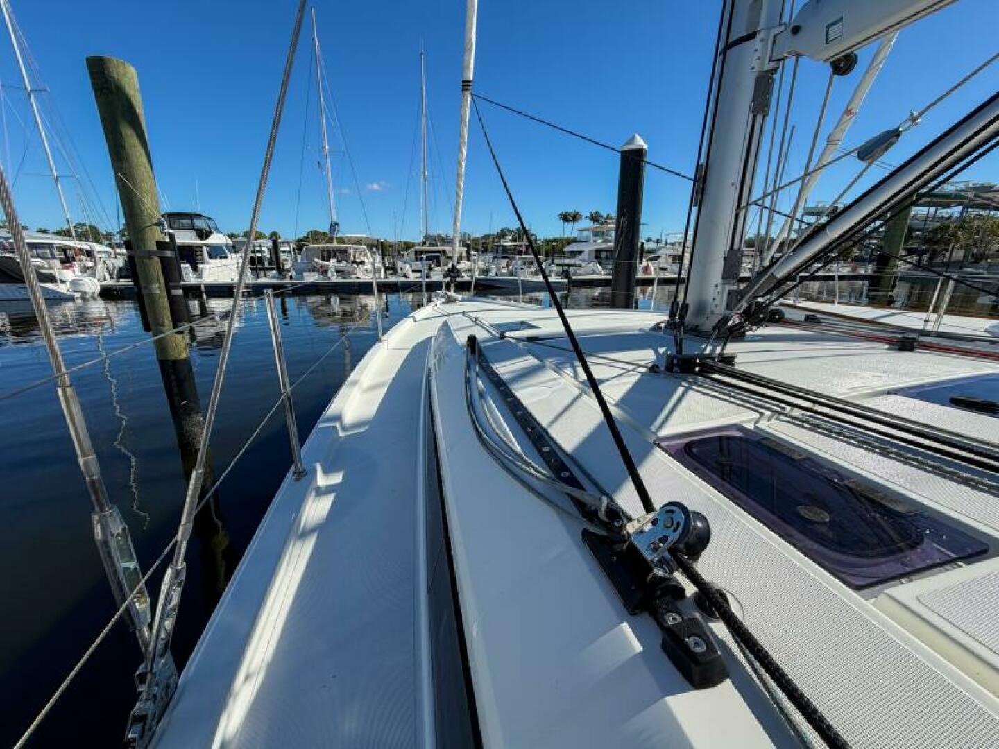 Beneteau-40.1 2022-Happy Ours St. Petersburg-Florida-United States-6063337 | Thumbnail