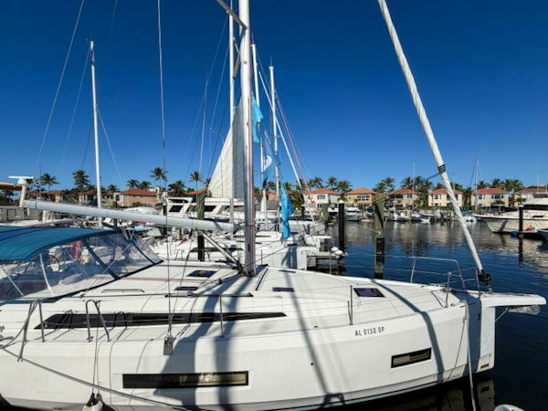 Beneteau-40.1 2022-Happy Ours St. Petersburg-Florida-United States-6063350
