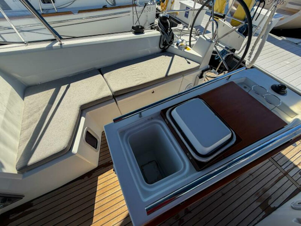 Beneteau-40.1 2022-Happy Ours St. Petersburg-Florida-United States-6063329