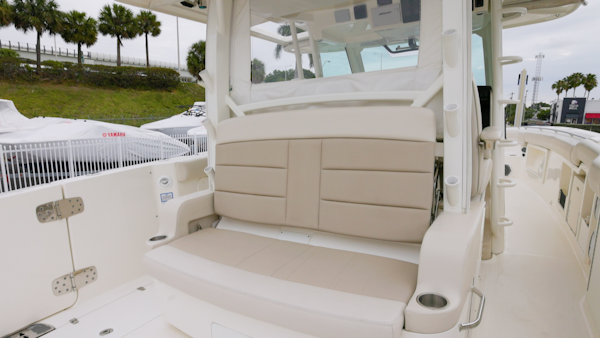 Boston Whaler-Outrage 2018 -Miami -Florida-United States-6259550