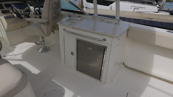 Boston Whaler-270 Vantage 2014 -Miami-Florida-United States-2014 Pre Owned BW 270 Vantage .00_00_56_06.Still013-6070050