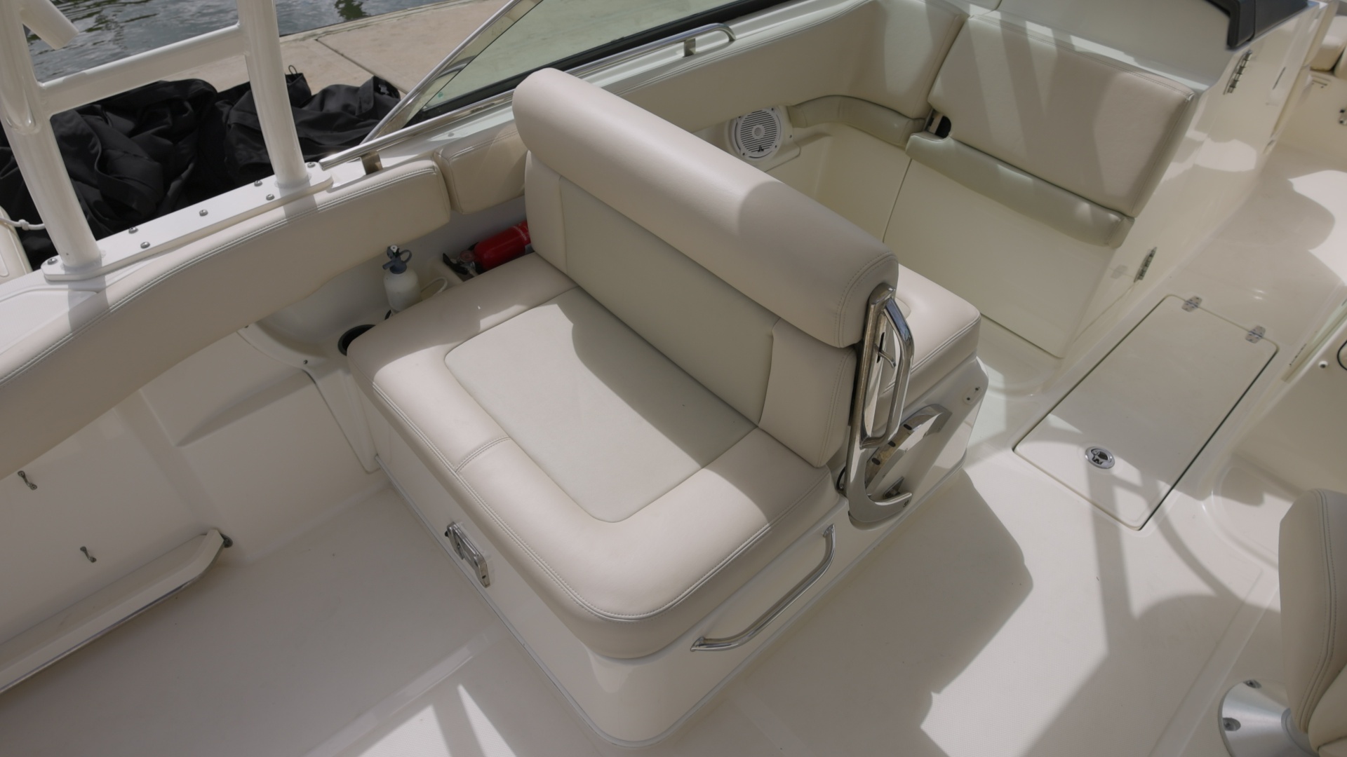 Boston Whaler-270 Vantage 2014 -Miami-Florida-United States-2014 Pre Owned BW 270 Vantage .00_01_10_06.Still006-6070046 | Thumbnail