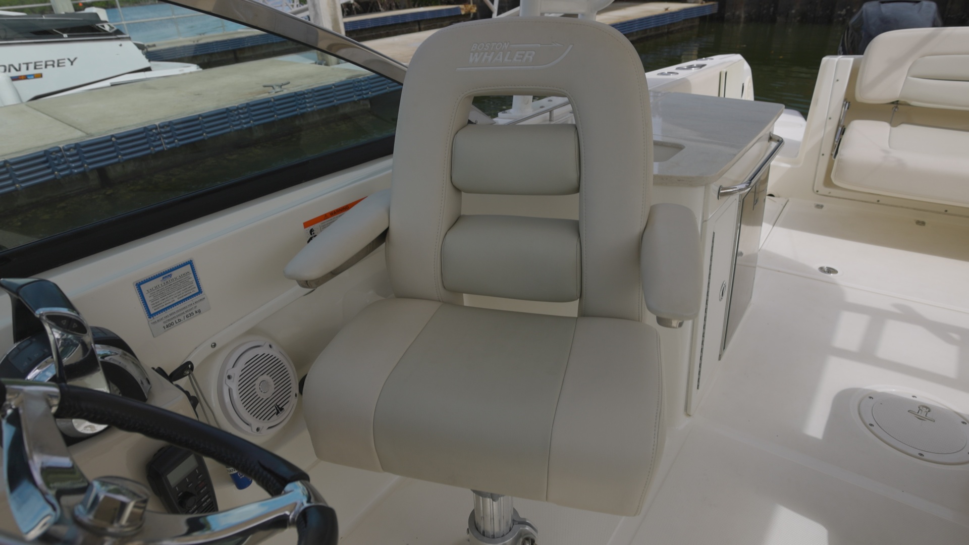 Boston Whaler-270 Vantage 2014 -Miami-Florida-United States-2014 Pre Owned BW 270 Vantage .00_01_03_18.Still009-6070054 | Thumbnail