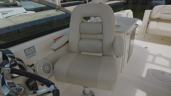 Boston Whaler-270 Vantage 2014 -Miami-Florida-United States-2014 Pre Owned BW 270 Vantage .00_01_03_18.Still009-6070054