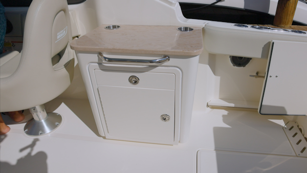 Boston Whaler-240 Vantage 2022 -Miami-Florida-United States-Pre Owned 2022 BW 240 Vantage.00_00_13_13.Still008-6069938