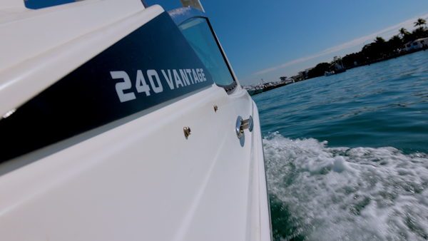 Boston Whaler-240 Vantage 2022 -Miami-Florida-United States-Pre Owned 2022 BW 240 Vantage.00_00_04_06.Still002-6069933