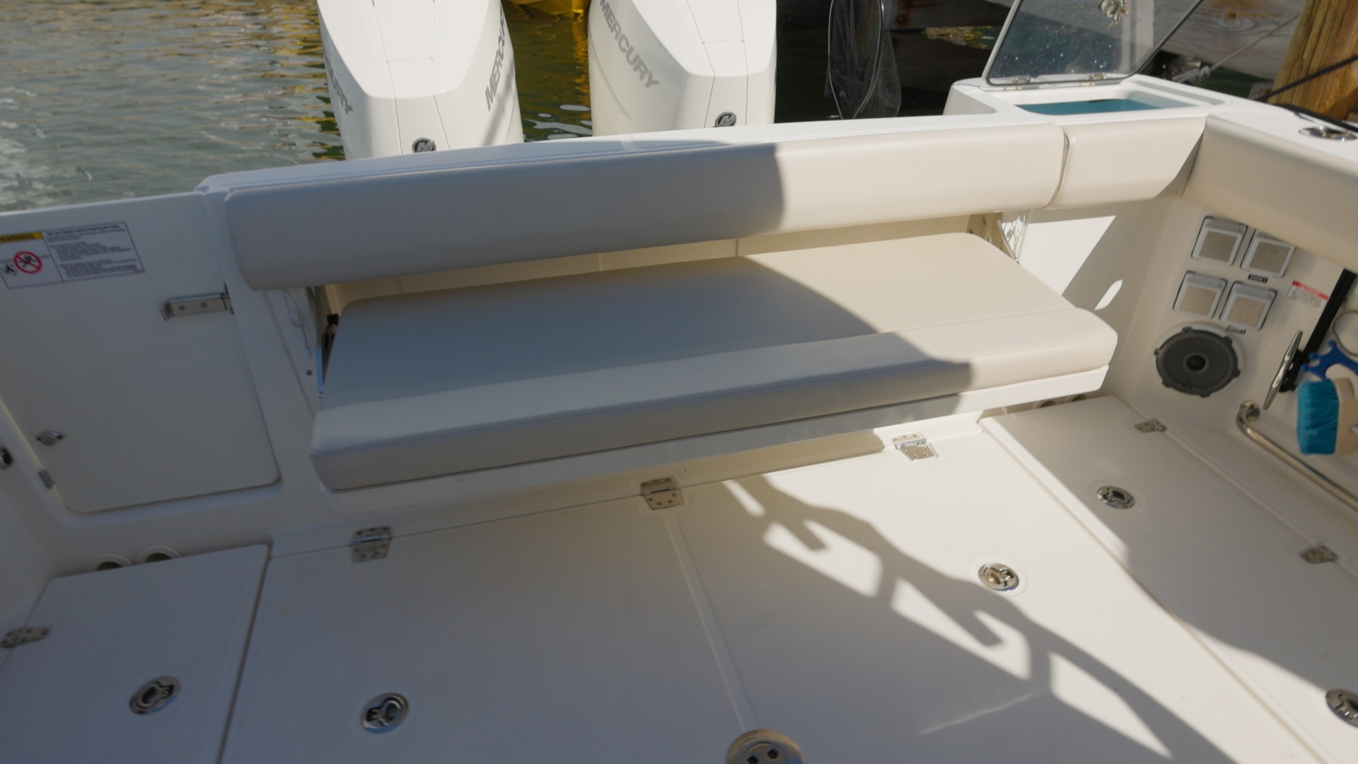 Boston Whaler-325 Conquest 2023 -Miami-Florida-United States-Pre Owned 2023 BW325 Conquest.00_00_08_01.Still003-6069961 | Thumbnail