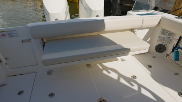 Boston Whaler-325 Conquest 2023 -Miami-Florida-United States-Pre Owned 2023 BW325 Conquest.00_00_08_01.Still003-6069961