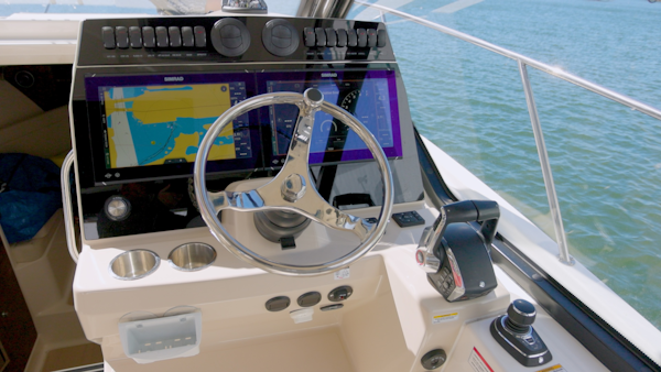 Boston Whaler-325 Conquest 2023 -Miami-Florida-United States-Pre Owned 2023 BW325 Conquest.00_00_18_00.Still010-6069968