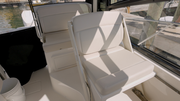 Boston Whaler-325 Conquest 2023 -Miami-Florida-United States-Pre Owned 2023 BW325 Conquest.00_00_13_00.Still006-6069964