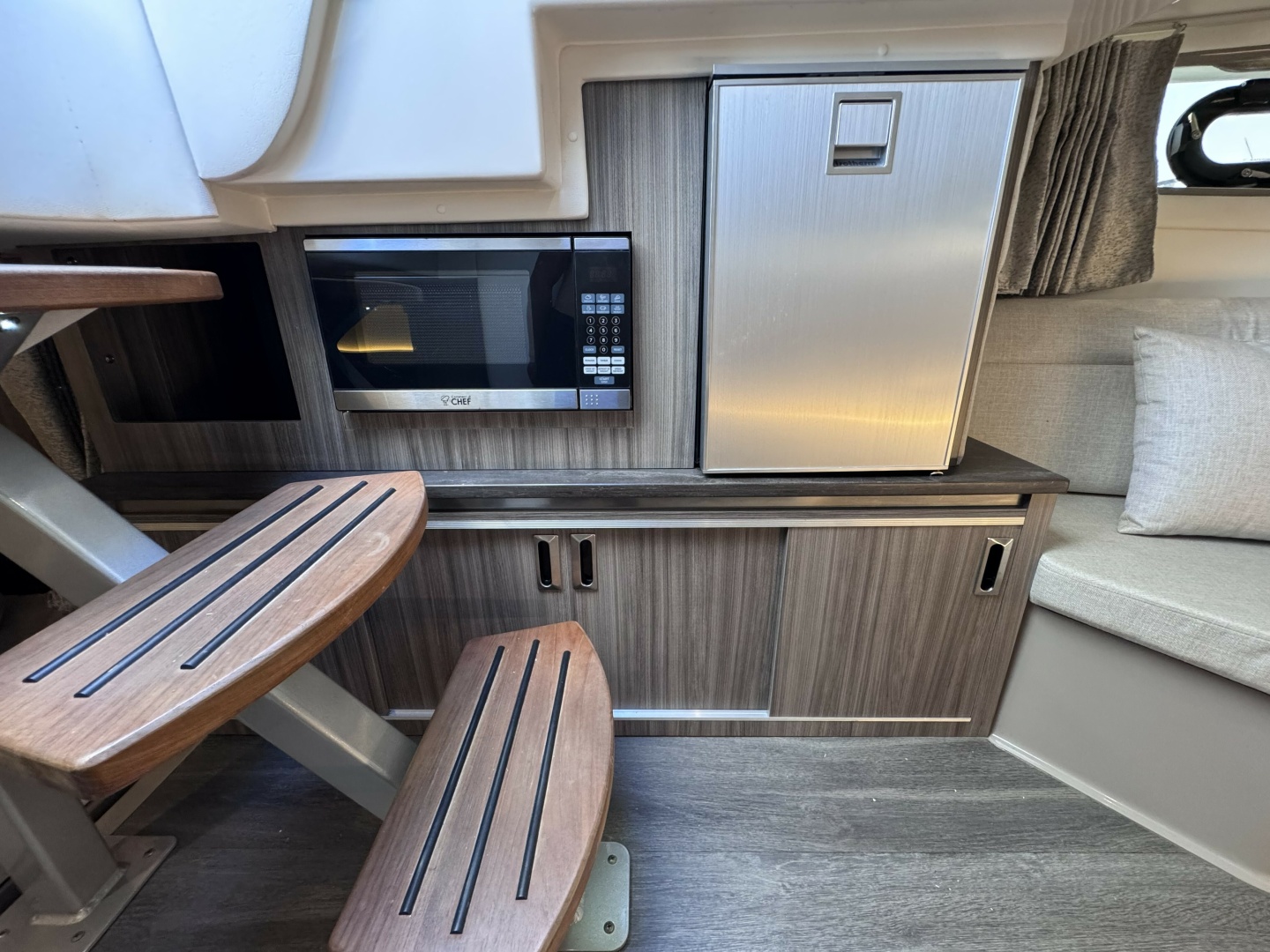 Sea Ray-320 Sundancer 2021 -Daytona Beach-Florida-United States-6064998 | Thumbnail