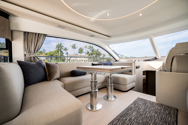 Azimut-53 FLY 2024 -Naples-Florida-United States-6065063