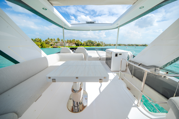 Azimut-53 FLY 2024 -Naples-Florida-United States-6065088