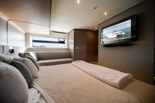 Azimut-53 FLY 2024 -Naples-Florida-United States-6065083