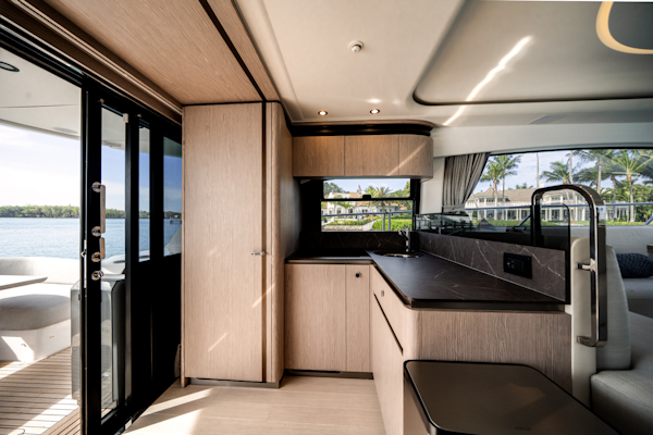 Azimut-53 FLY 2024 -Naples-Florida-United States-6065058