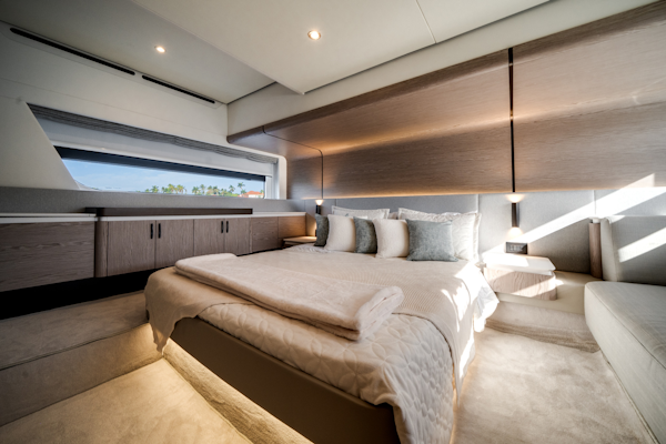 Azimut-53 FLY 2024 -Naples-Florida-United States-6065078