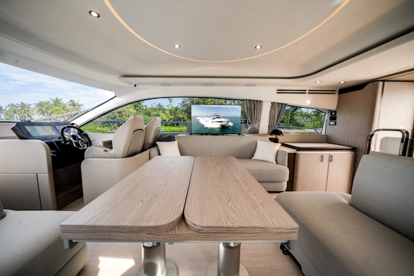 Azimut-53 FLY 2024 -Naples-Florida-United States-6065065