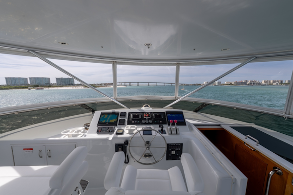 Hatteras-Sport Deck 2004-HAVILAH Orange Beach-Alabama-United States-Flybridge Helm-6066884