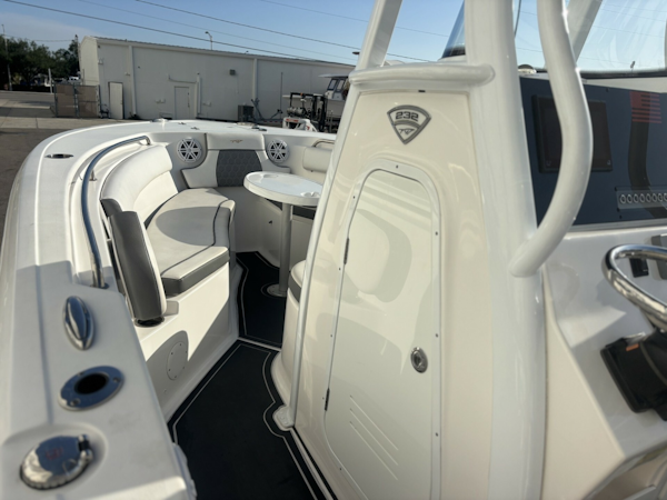 Tidewater-232 LXF 2019 -Naples-Florida-United States-6066978