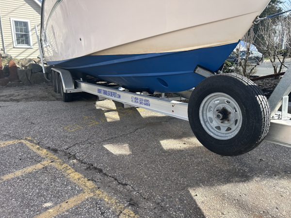 Grady-White-Marlin 1999-The Dog House Newburyport-Massachusetts-United States-R & R 3 Axel Trailer-6067407