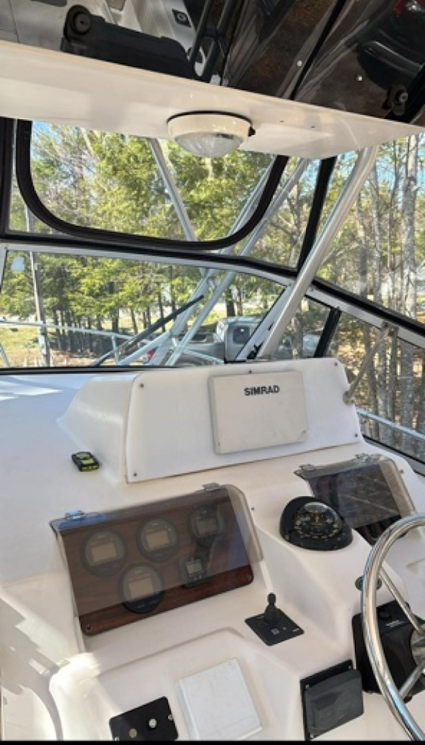 Grady-White-Marlin 1999-The Dog House Newburyport-Massachusetts-United States-Helm-6067420
