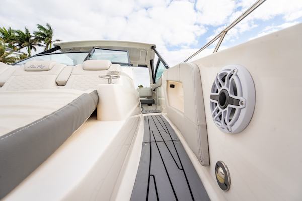 Sea Ray-Sundancer 320 Outboard 2021-MOJO Delray Beach-Florida-United States-6067075