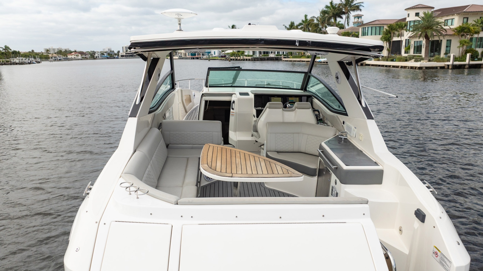 Sea Ray-Sundancer 320 Outboard 2021-MOJO Delray Beach-Florida-United States-6067074 | Thumbnail