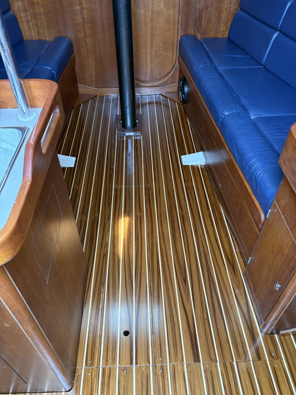 J Boats-J/109 Shoal 2004-Yahoo Savannah-Georgia-United States-J/109 Shoal Draft with Carbon Spars New Cabin Sole Salon-6179145