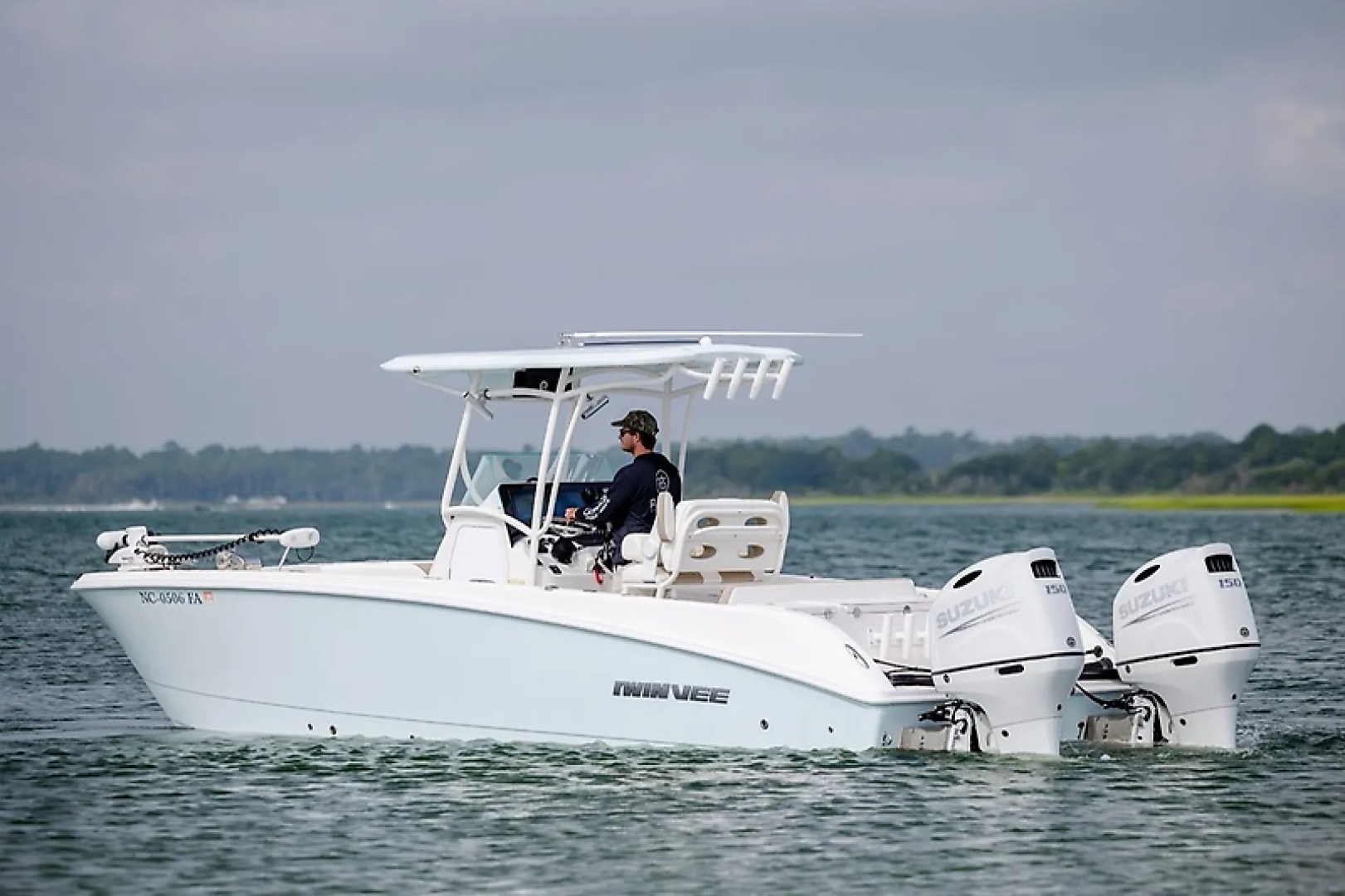 Twin Vee-240 GFX 2023 -Palm Beach-Florida-United States-0005670848-6067375 | Thumbnail