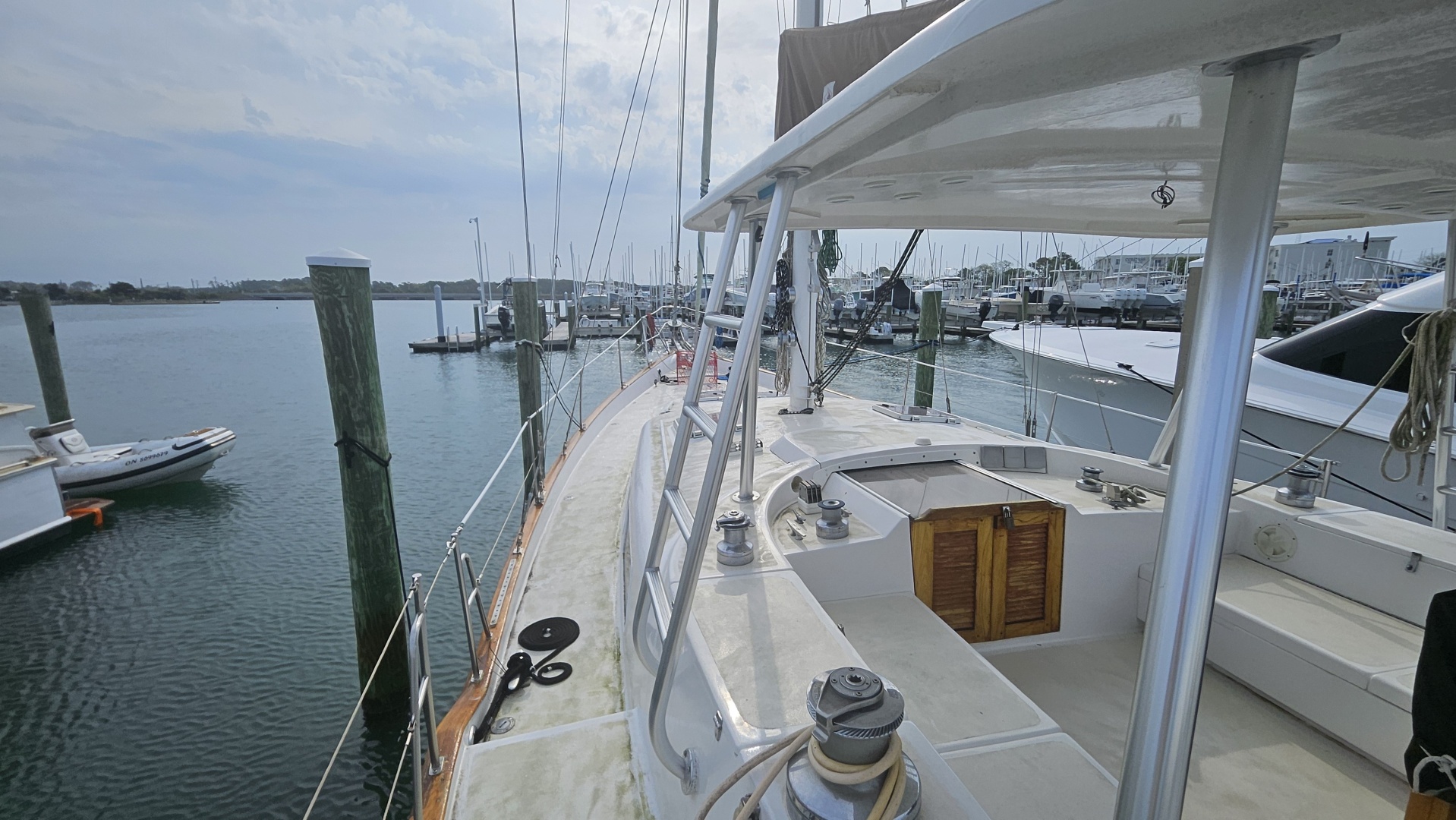 Irwin 1989-Perception Beaufort-North Carolina-United States-6087105 | Thumbnail