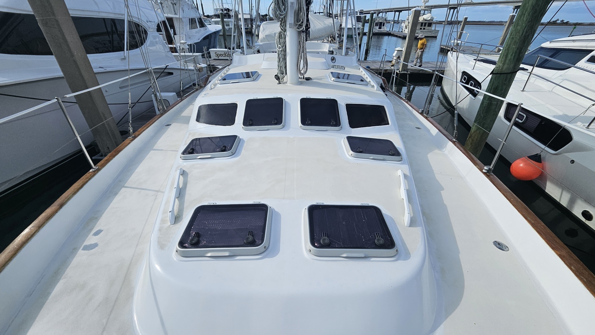 Irwin 1989-Perception Beaufort-North Carolina-United States-6087139 | Thumbnail