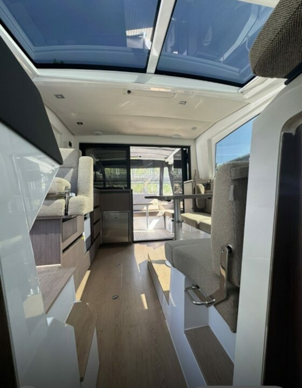 Sealine-SC335 2023 -PHUKET-Thailand-6068310