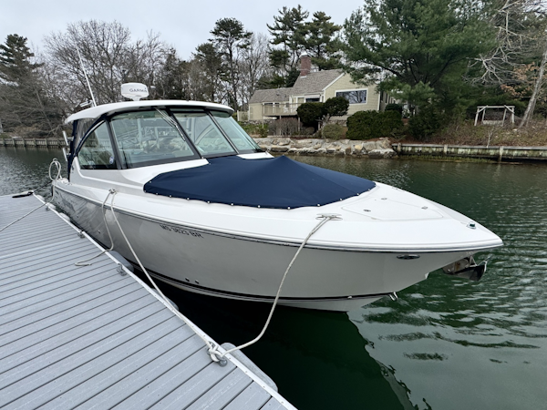 Pursuit-295 DC 2017 -Mashpee-Massachusetts-United States-6068629