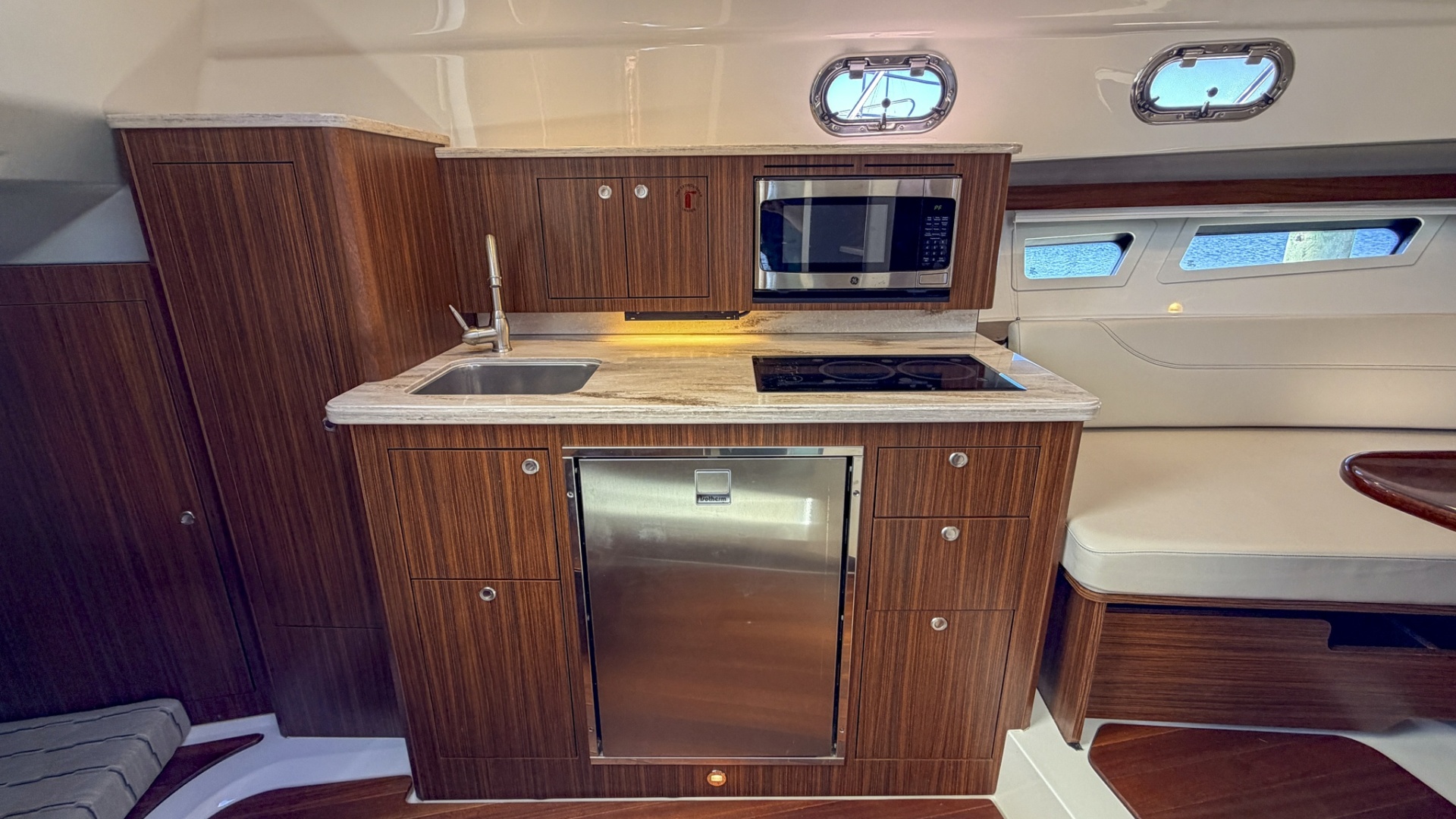Pursuit-355 OS 2020 -South Dartmouth-Massachusetts-United States-6068822 | Thumbnail
