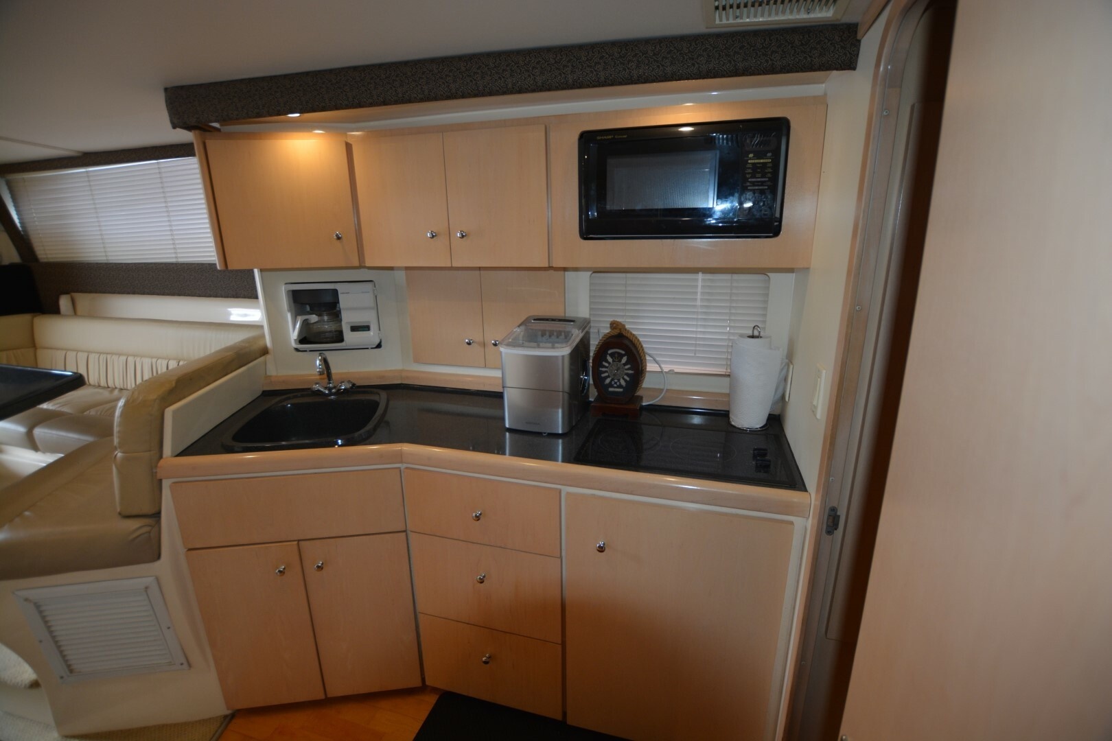 Carver-350 Mariner 2000-Miss Kitty North Myrtle Beach-South Carolina-United States-6069398 | Thumbnail